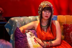 《xxxHolic》真人电影 柴崎咲侑子换装图片公布