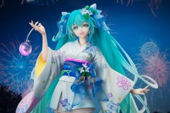 初音未来生日推出《初音未来 真夏花火》手办