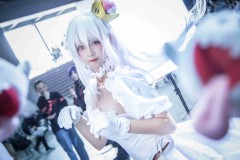 漫展里的幽灵姬真人COS（CN：蜜汁猫裘）