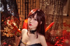 抖娘利世虞美人妩媚动人 身材不亚于雪琪sama