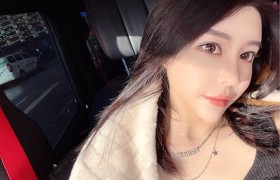 微博金希儿微密圈付费照片，令人心跳加速的魅力