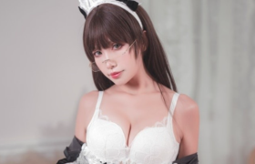 coser Neko-薇薇个人简介写真，传统结构下的角色幻想！