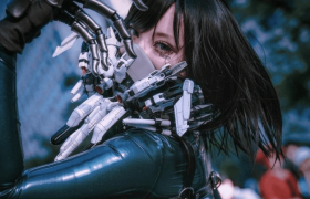 菌烨tako超美黑色胶衣coser，至今让人难以忘怀