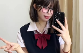 美子野个人简介，纯欲风丝袜美腿福利写真