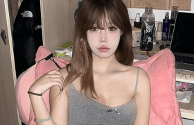 O泡果奶个人简介，写真合集图片赏析