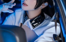 屿鱼个人简介，轻柔文艺的纯欲系写真