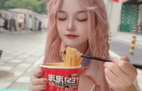 戚顾儿cosplay图片，魅语深受粉丝喜爱
