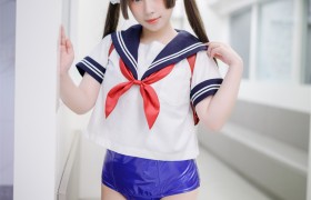 微博胡桃猫Kurumineko个人简介，制服风系列另一视角