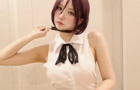 日本现役影业人物的 2025 万圣节装扮图片分享