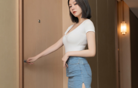 安然Maleah个人简介，职场轻熟风办公室主题写真