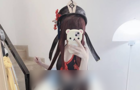 B站小笨萝个人介绍热门写真推荐，干净、甜美又带点梦幻气息