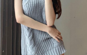 抖音蒹葭苍苍个人简介，清晨窗边的自然风采