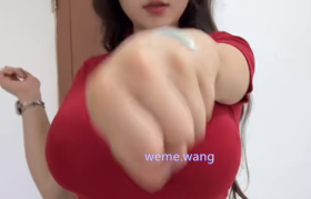 B站菜菜大王舰长充电专属，大欧派身材舰长绝了