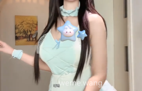 抖音Chiara(叮咚)美照分享。以甜美元气，解锁多元时尚生活