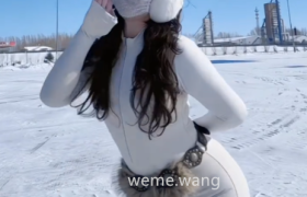 当“小闹崽”与“小闹崽3.0”在幻宇星球上共绘舞蹈的诗行